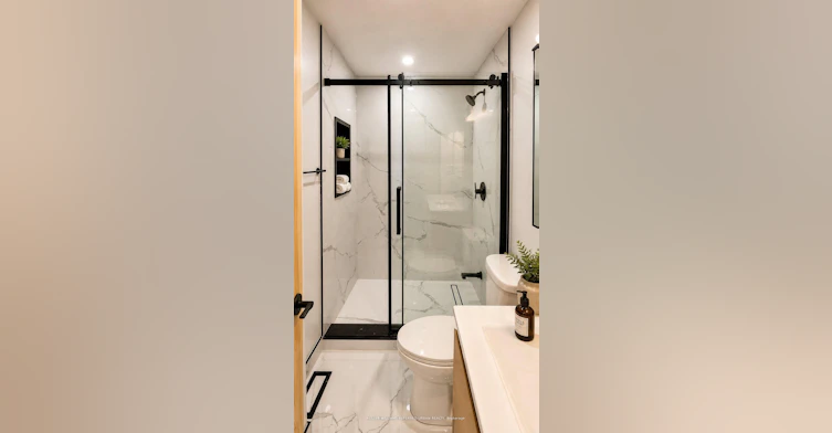45 Donald Avenue, Toronto, ON, M6M 1K2 - 13