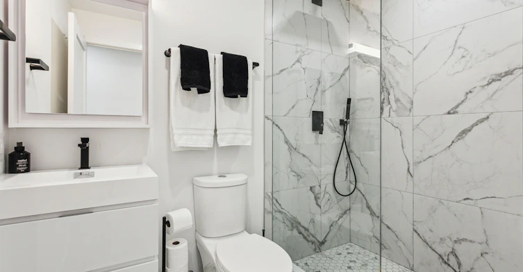 Lower-73 Guthrie Avenue, Toronto, ON, M8Z 2M9 - 16