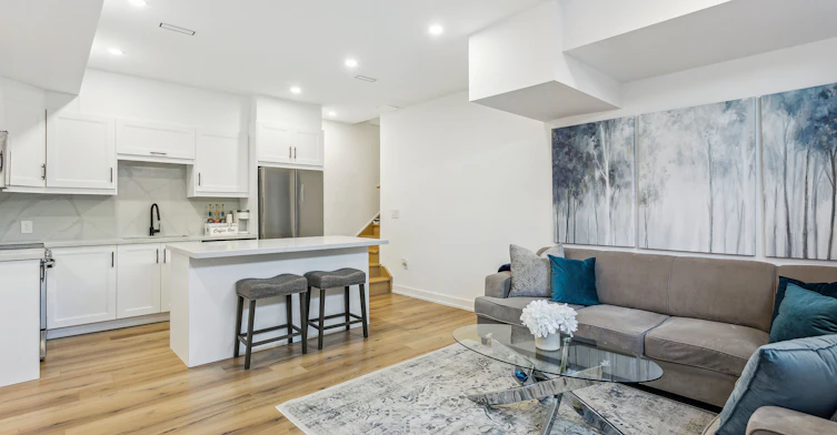 Lower-73 Guthrie Avenue, Toronto, ON, M8Z 2M9