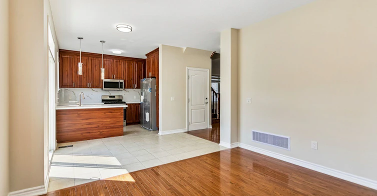 Upper-15 Learmont Avenue, Caledon, ON, L7C 3N3 - 13