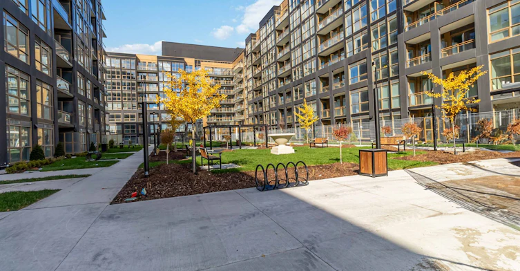 322-2343 Khalsa Gate, Oakville, ON, L6M 5R6