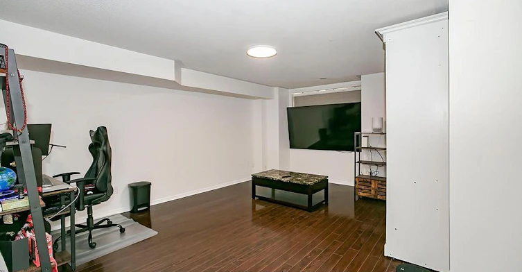 8-3985 Eglinton Avenue W, Mississauga, ON, L5M 0E7 - 6