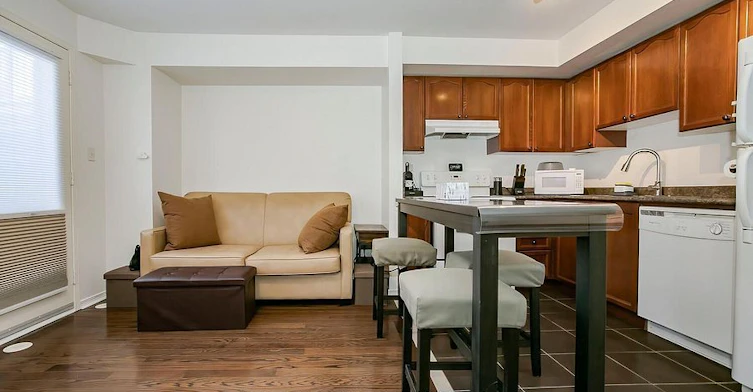 8-3985 Eglinton Avenue W, Mississauga, ON, L5M 0E7 - 9