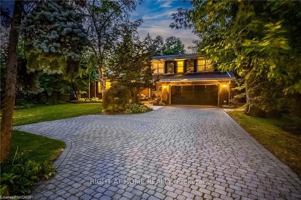 3021 Lakeshore Road, Burlington, ON, L7N 1A2