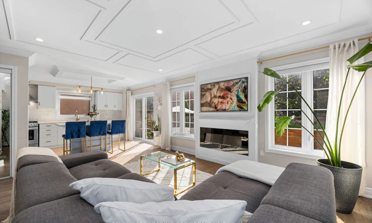 1113 Hepburn Road