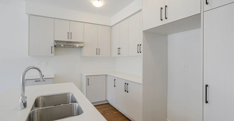 1481 Buttercup Court, Milton, ON, L9E 1G5 - 13