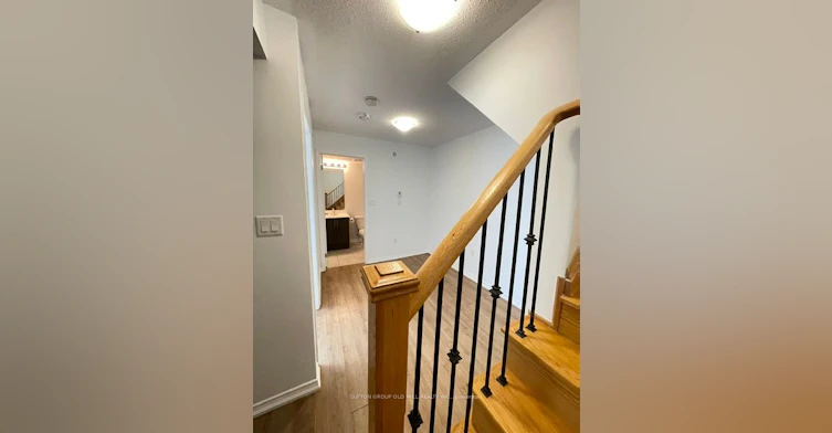 75-30 Fieldway Road, Toronto, ON, M8Z 0E3 - 11