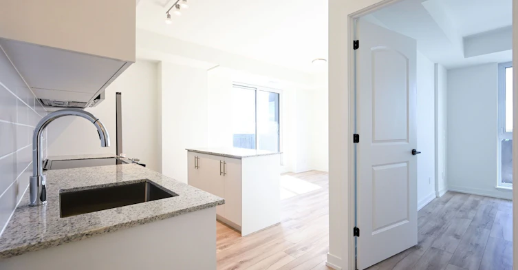 304-345 Wheat Boom Drive W, Oakville, ON, L6H 7X5 - 11