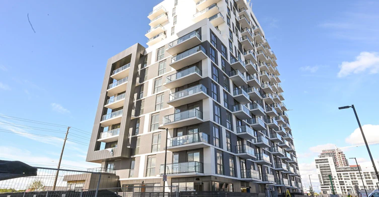304-345 Wheat Boom Drive W, Oakville, ON, L6H 7X5