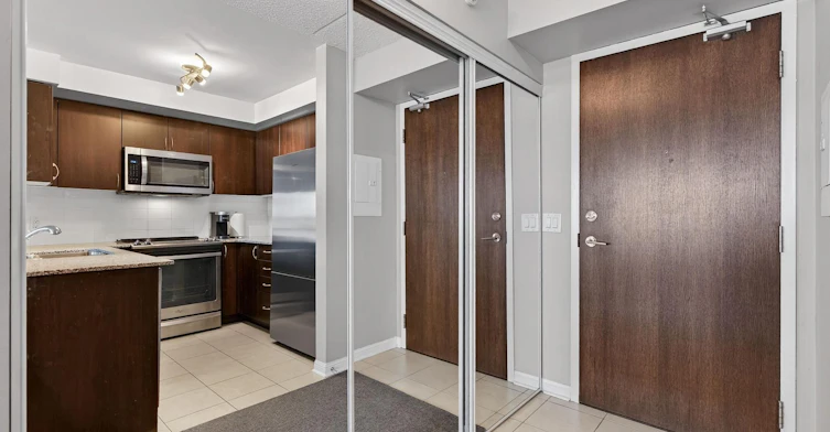 315-50 Via Rosedale Way, Brampton, ON, L6R 3Z7 - 3