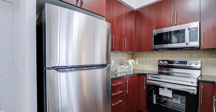 1602-330 Burnhamthorpe Road, Mississauga, ON, L5B 0E1 - 5