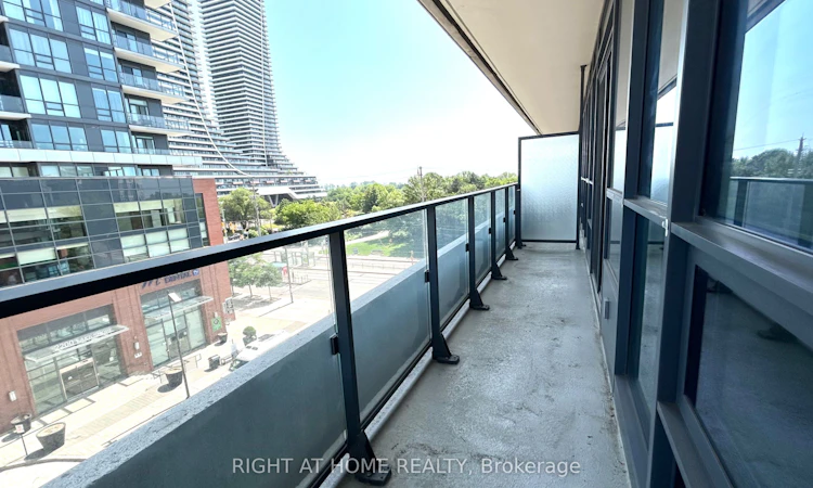 613-2212 Lake Shore Boulevard W
