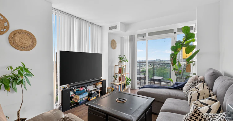 1204-1 Michael Power Place, Toronto, ON, M9A 0A1