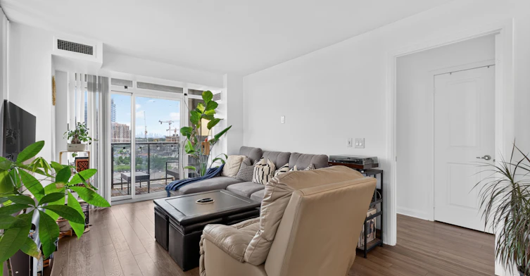 1204-1 Michael Power Place, Toronto, ON, M9A 0A1 - 2