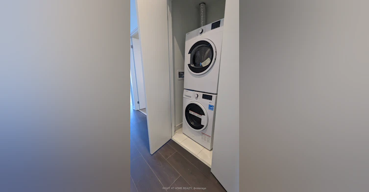 607-28 Ann Street, Mississauga, ON, L5G 0E1 - 9