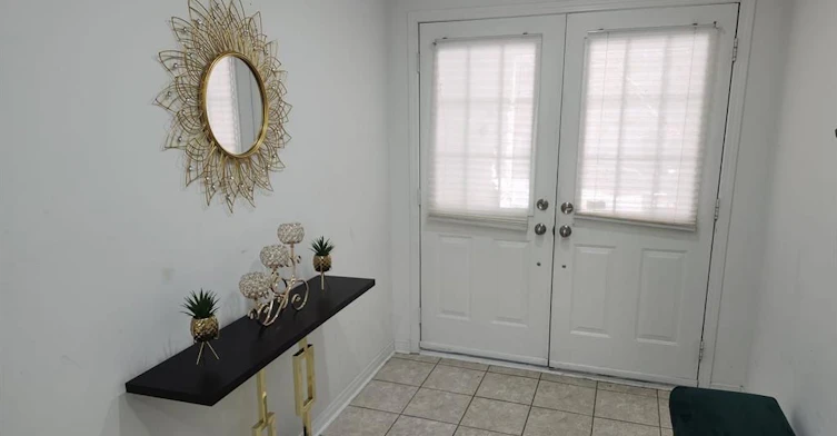 559 Candlestick Circle, Mississauga, ON, L4Z 0B1 - 2