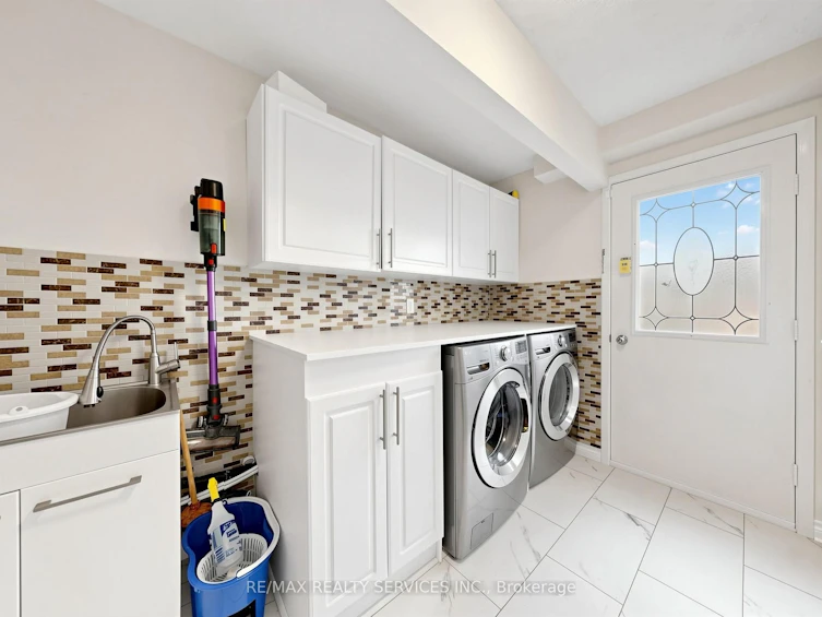 30 Mcgillivary Crescent, Brampton, ON, L6S 3P7 - 21