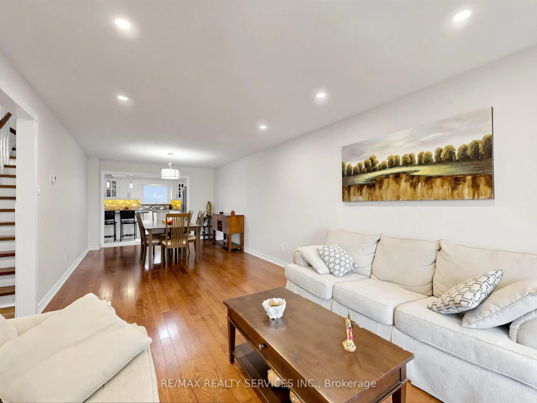 30 Mcgillivary Crescent, Brampton, ON, L6S 3P7 - 6