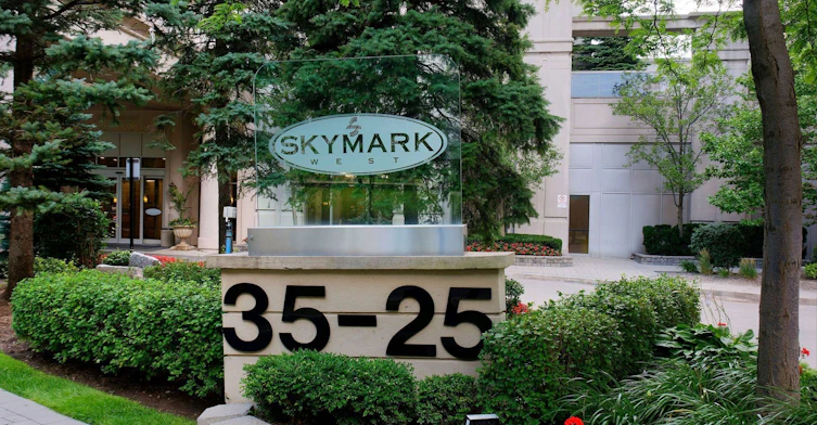 1421-25 Kingsbridge Garden Circle, Mississauga, ON, L5R 4B1 - 2