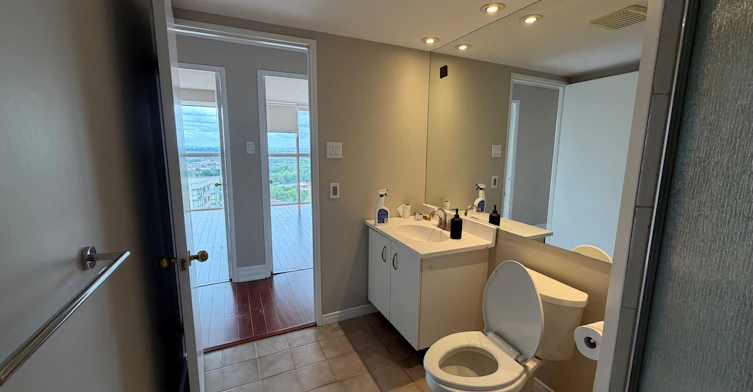2405-4205 Shipp Drive, Mississauga, ON, L4Z 2Y9 - 14
