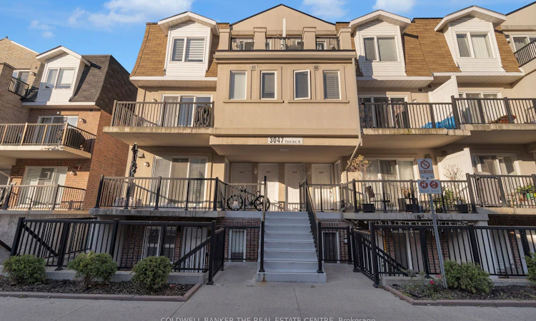 2057-3047 Finch Avenue W