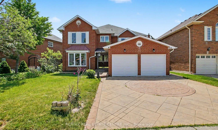 68 Moorehead Crescent