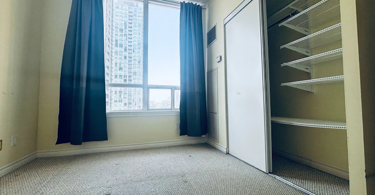907-3504 Hurontario Street, Mississauga, ON, L5B 0B9 - 18