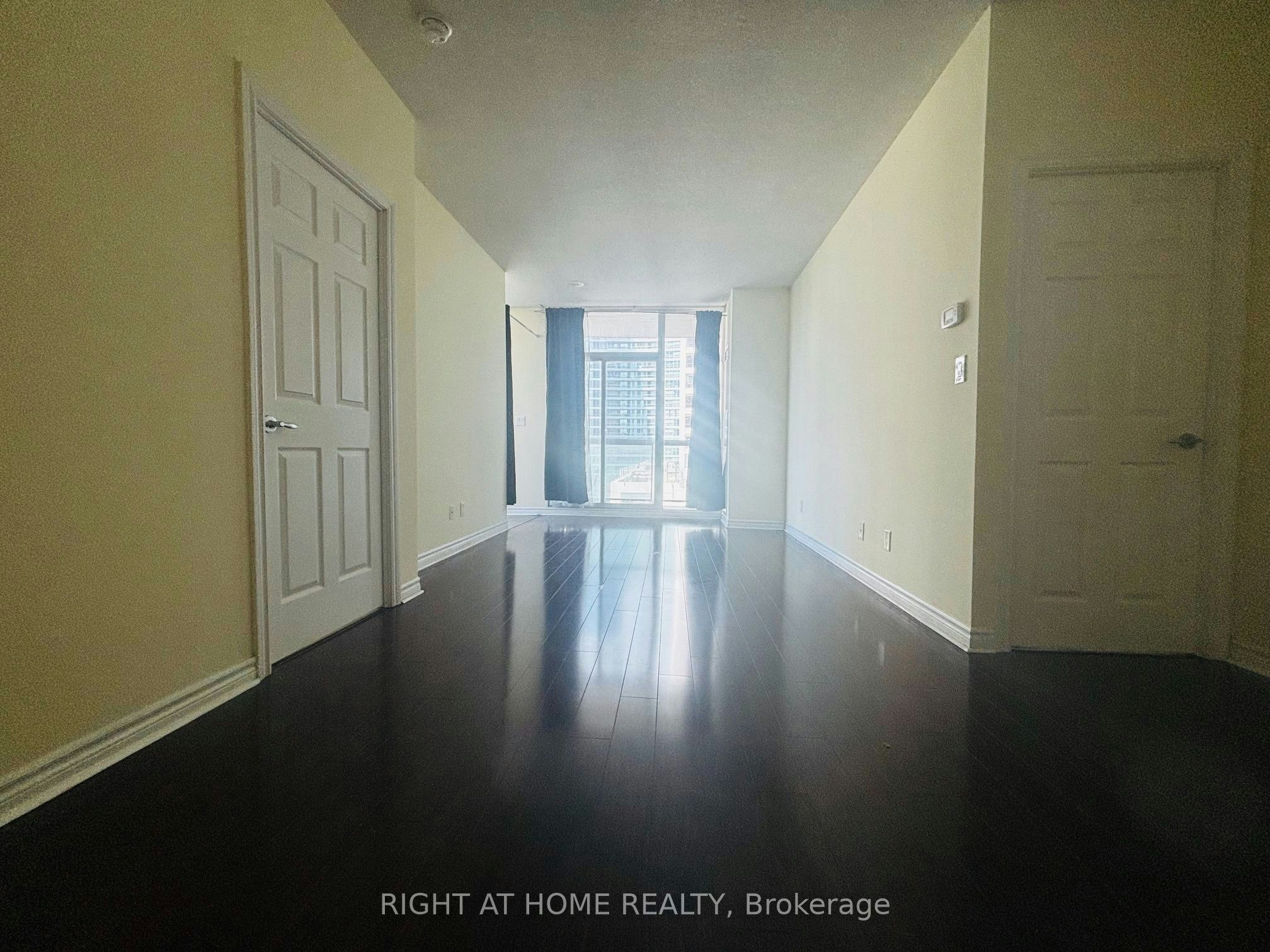 907-3504 Hurontario Street, Mississauga, ON, L5B 0B9 - 12