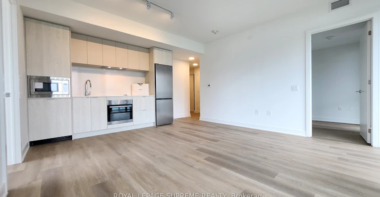 402-86 Dundas Street E, Mississauga, ON, L5A 0B1 - 3