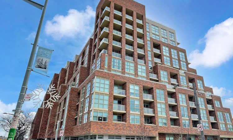 107-117 Ford Street S