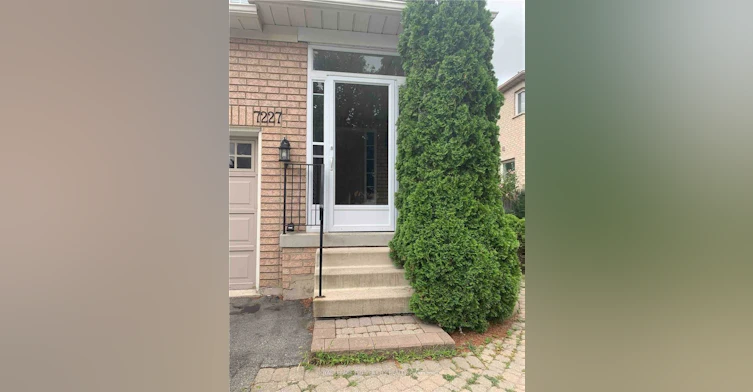 Upper-7227 Para Place, Mississauga, ON, L5W 1K4 - 2