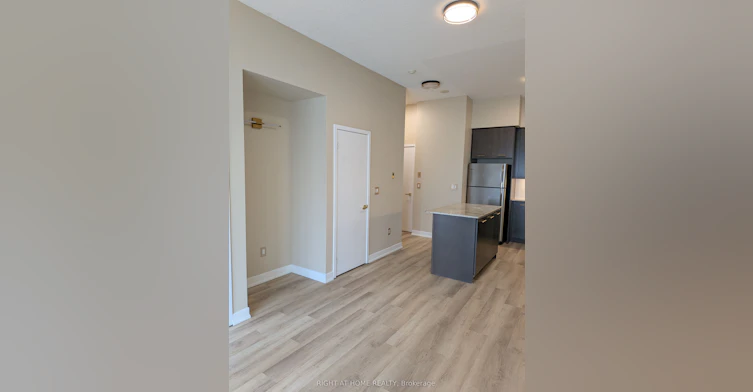 3207-360 Square One Drive, Mississauga, ON, L5B 0G7 - 4