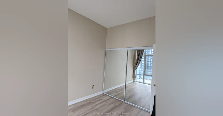 3207-360 Square One Drive, Mississauga, ON, L5B 0G7 - 7