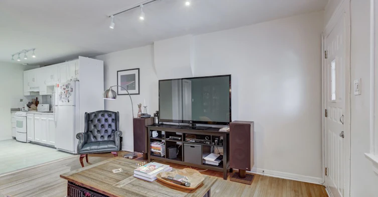 53 Pritchard Avenue, Toronto, ON, M6N 1T5 - 7