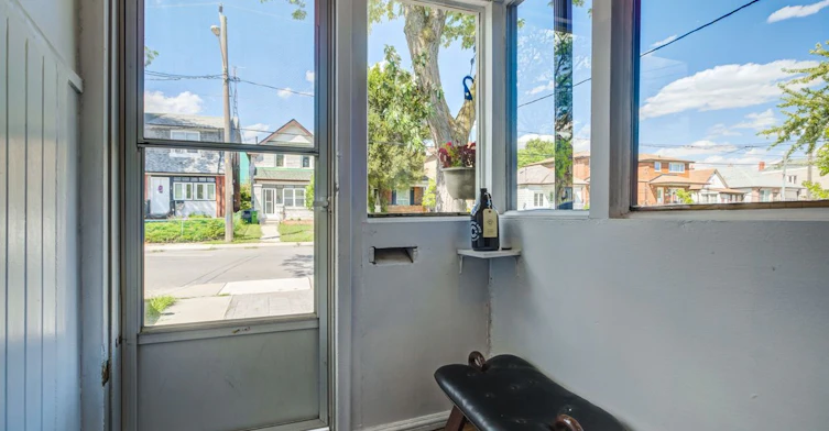 53 Pritchard Avenue, Toronto, ON, M6N 1T5 - 23
