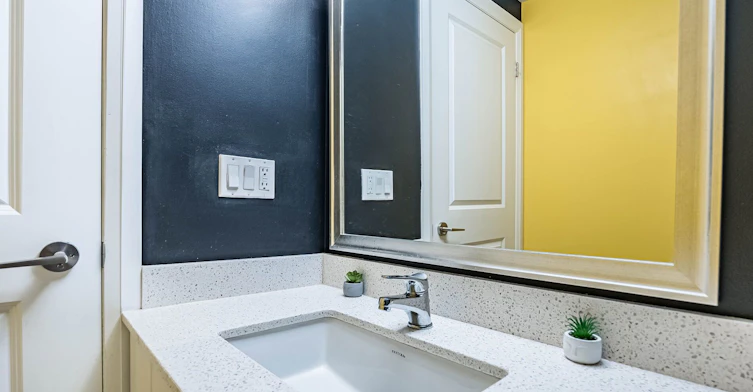 1301-55 Eglinton Avenue W, Mississauga, ON, L5R 0E4 - 30