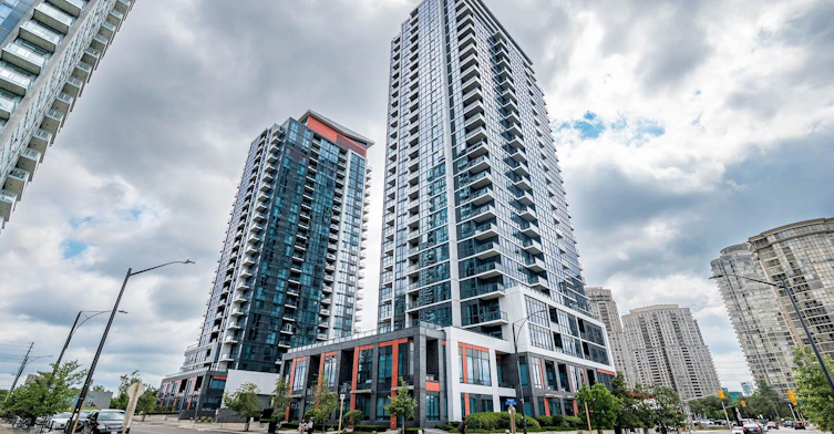 1301-55 Eglinton Avenue W, Mississauga, ON, L5R 0E4 - 2