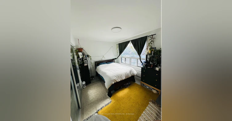 1-1982 Eglinton Avenue W, Toronto, ON, M6E 2J9 - 7