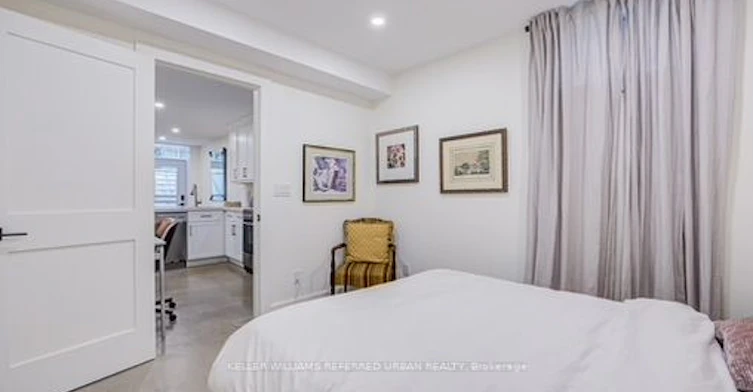 Bsmt-64 Grenadier Road, Toronto, ON, M6R 1R2 - 12