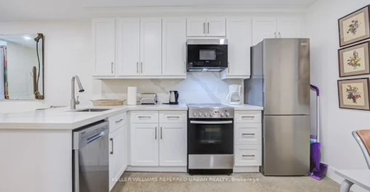 Bsmt-64 Grenadier Road, Toronto, ON, M6R 1R2 - 6