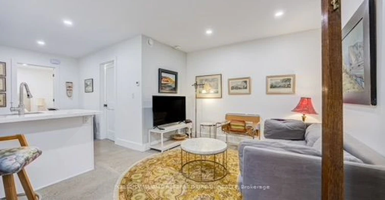 Bsmt-64 Grenadier Road, Toronto, ON, M6R 1R2 - 2