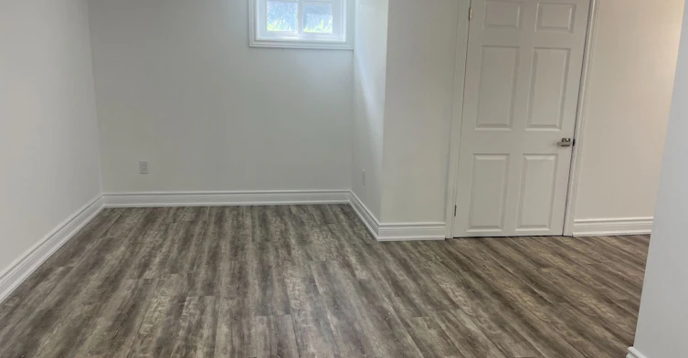 Lower-29 Savona Drive, Toronto, ON, M8W 4T9 - 7