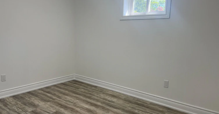 Lower-29 Savona Drive, Toronto, ON, M8W 4T9 - 8