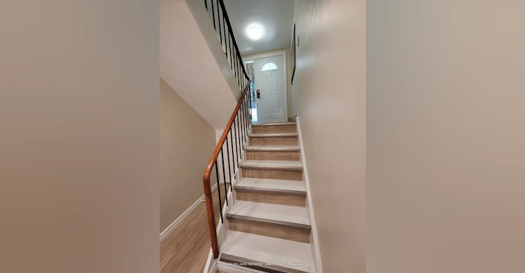 Lower-163 Livingstone Avenue, Toronto, ON, M6E 2L9 - 22