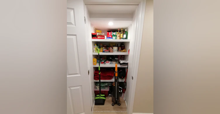 Lower-163 Livingstone Avenue, Toronto, ON, M6E 2L9 - 8