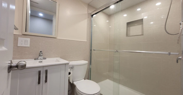 Lower-163 Livingstone Avenue, Toronto, ON, M6E 2L9 - 20