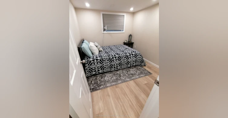 Lower-163 Livingstone Avenue, Toronto, ON, M6E 2L9 - 9