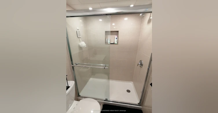 Lower-163 Livingstone Avenue, Toronto, ON, M6E 2L9 - 18