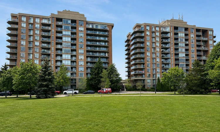 302-1140 Parkwest Place