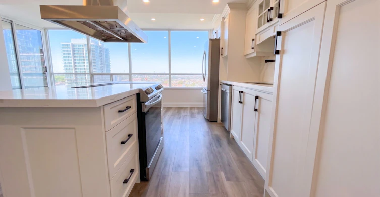 1114-550 Webb Drive, Mississauga, ON, L5B 3Y4 - 2
